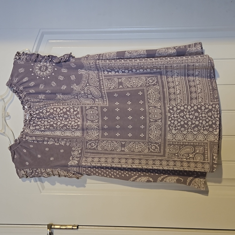 Abstract Print Sleeveless Top